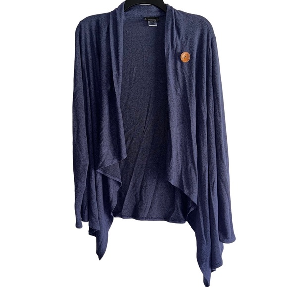 ❌❌SOLD❌❌Bobeau One button Cardigan - Picture 3 of 5